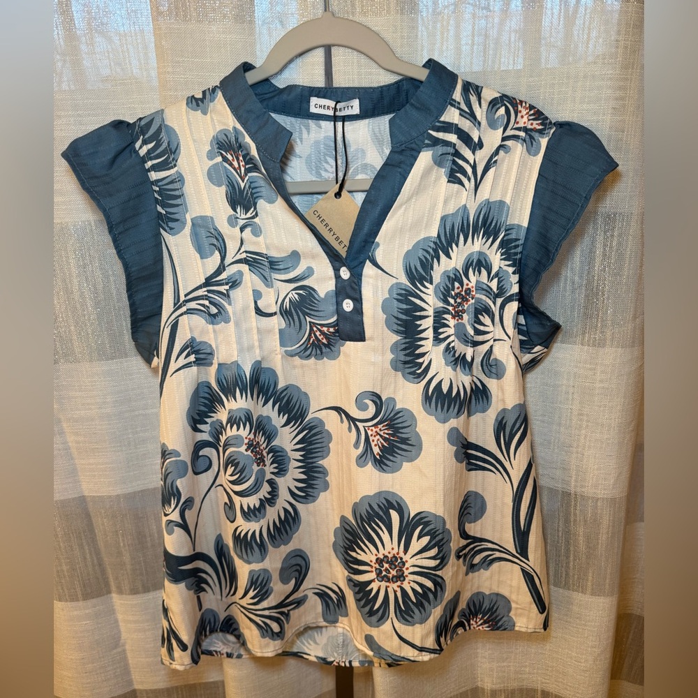 CherryBetty Blue Floral Women's Blouse